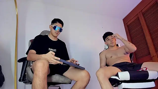 sotooliver3's cam snapshot