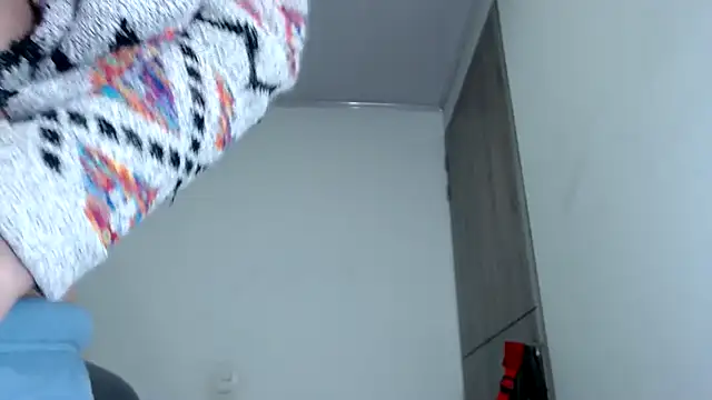 SOPHIA_SQUIRTPUSSY's cam snapshot