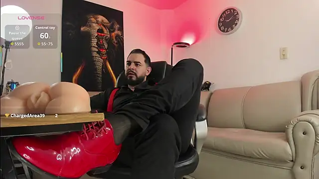 Ethan_Castellano's cam snapshot