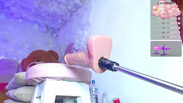 puca_ebony's cam snapshot