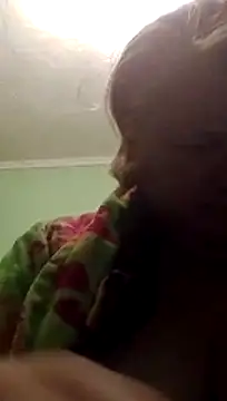 LusiyaGold5 live sex cam