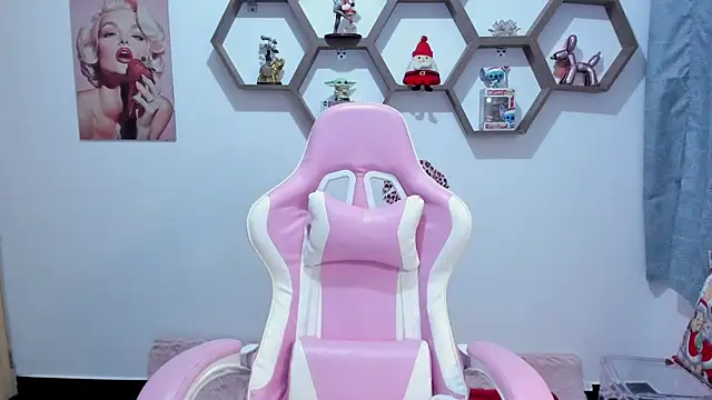 SharonSander's cam snapshot