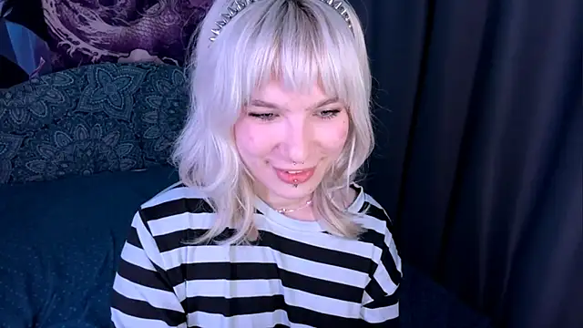 LolaDollyMur's cam snapshot