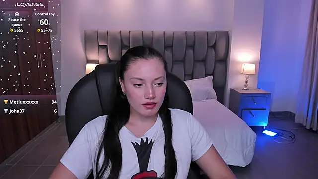 nylaa_rose's cam snapshot