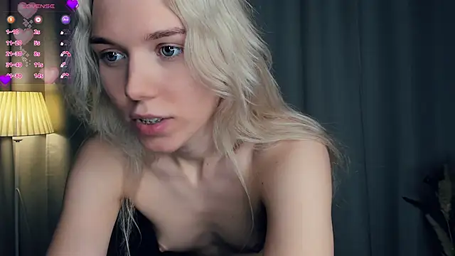 DianeHonnette's cam snapshot