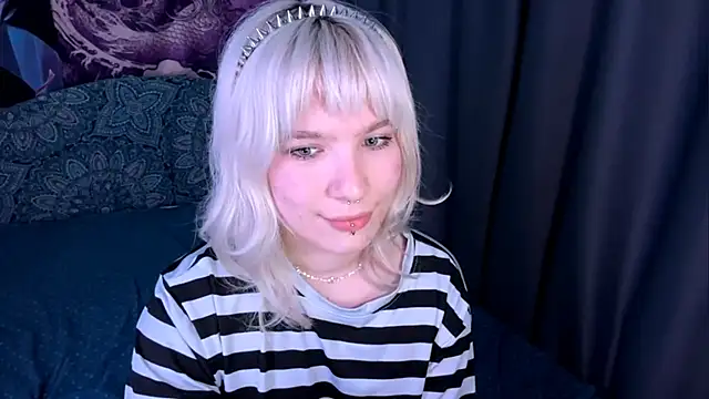 LolaDollyMur's cam snapshot