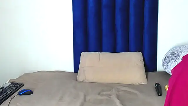 Pinkdollyg's cam snapshot