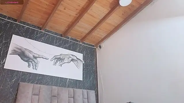 emmi_collinss's cam snapshot