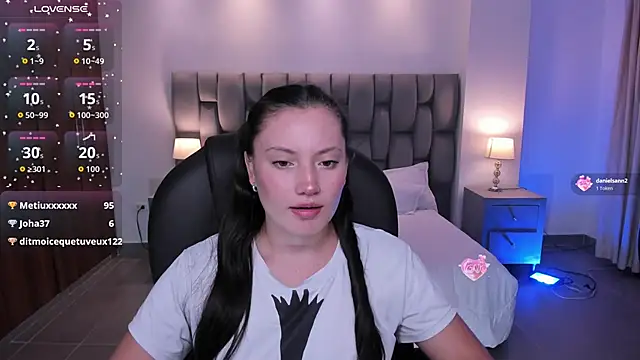 nylaa_rose's cam snapshot