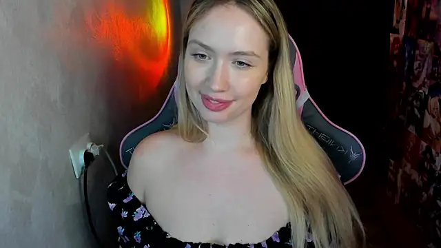 NicoleRiccii's cam snapshot