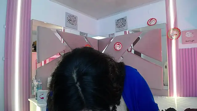 Mia_garcia28's cam snapshot