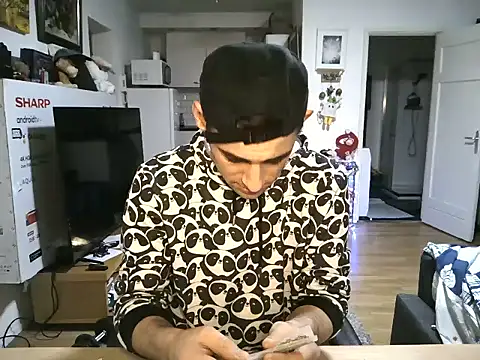 mihaimichael's cam snapshot