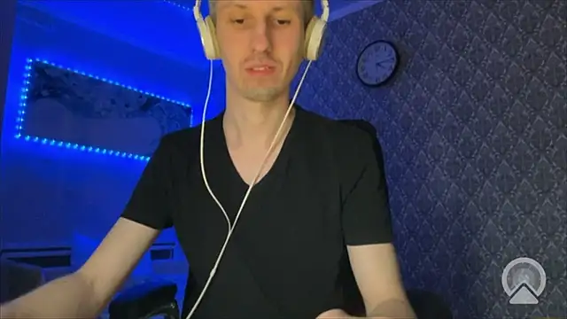 Aki-Laky's cam snapshot