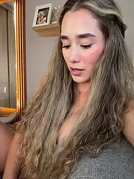 FridaKlein live sex cam