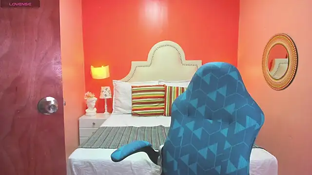 nora_temptress's cam snapshot