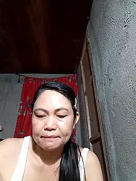 Everleigh_mom's cam snapshot