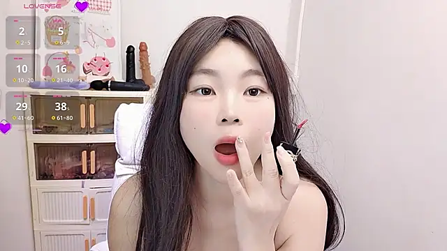 9aunatiis live sex cam