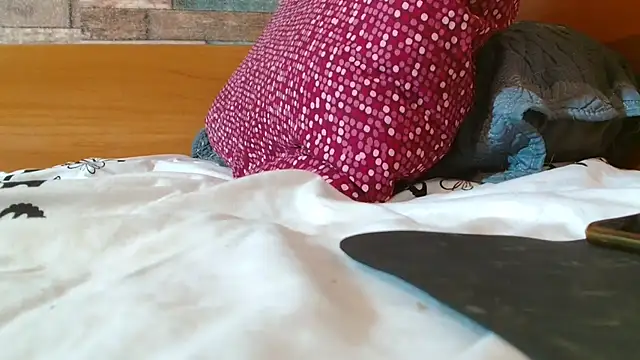 Andra_Love's cam snapshot