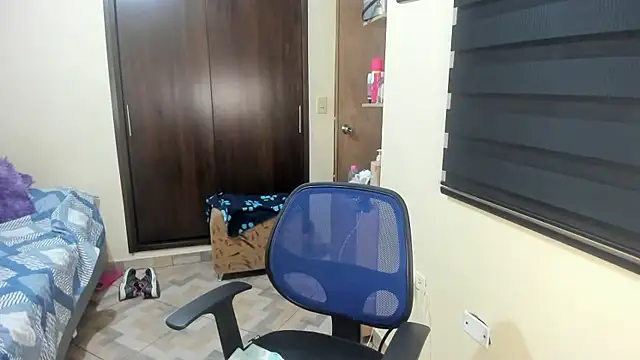 Amy_Walker's cam snapshot