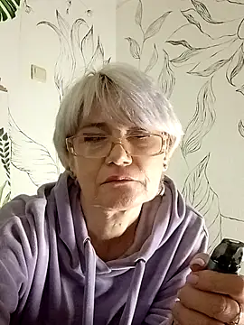 Catty_Lady's cam snapshot