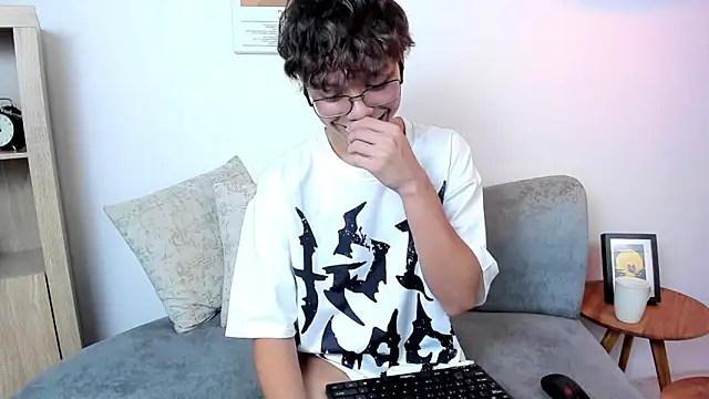 Honeymoon_sariel's cam snapshot