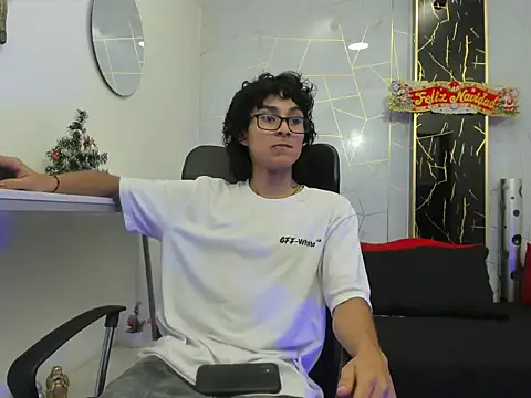 Zoro_V's cam snapshot