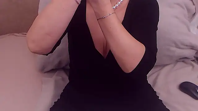 RebeccaNoble's cam snapshot