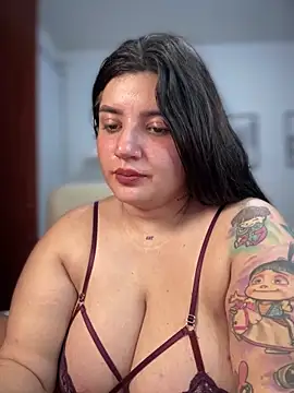 horny_roomiess live sex cam