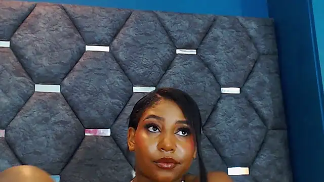 VanessaGlenn's cam snapshot