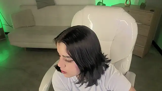 Nicole_Foxx_'s cam snapshot