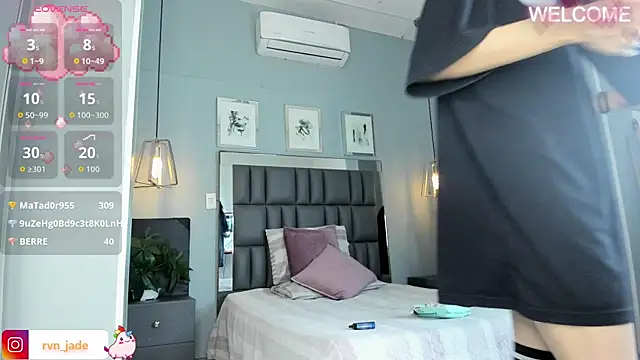 Raven_jade_'s cam snapshot