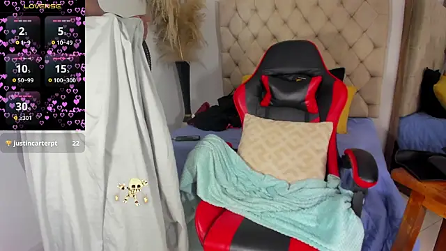 helena_copper_'s cam snapshot