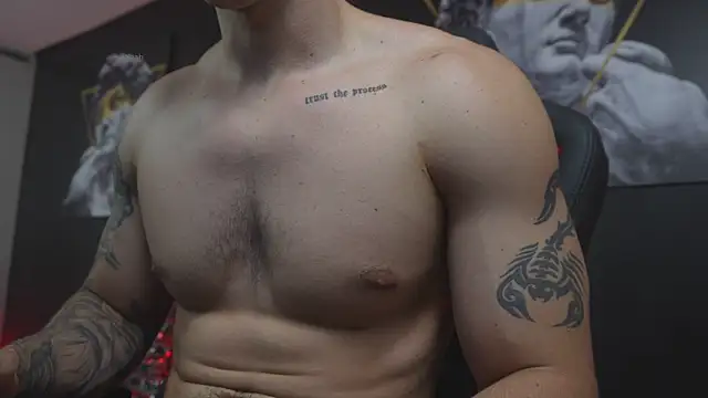 JacksonOlsenn live sex cam