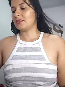 elena_jonees live sex cam