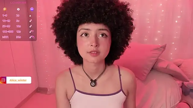 Alice_winter_'s cam snapshot