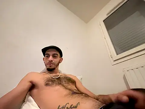 rebeu31313 live sex cam