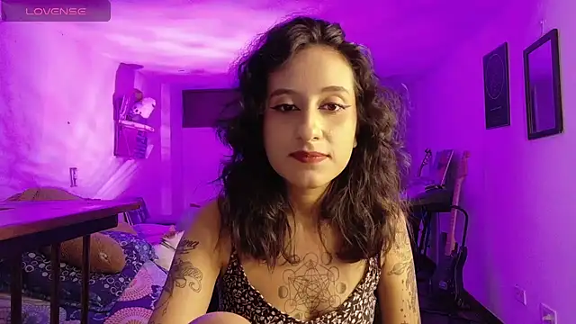 atenea_dragon__'s cam snapshot