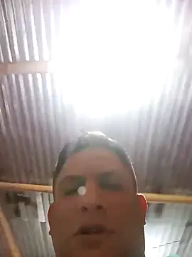 WIlGar1993 live sex cam