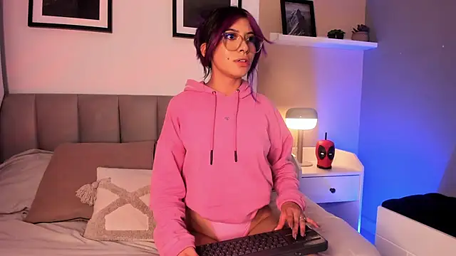 Violetta_Nur's cam snapshot