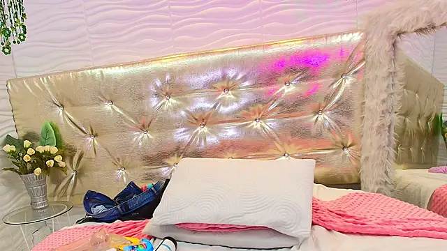 alanna_blaze's cam snapshot