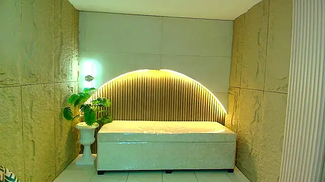 katty_berry_r's cam snapshot