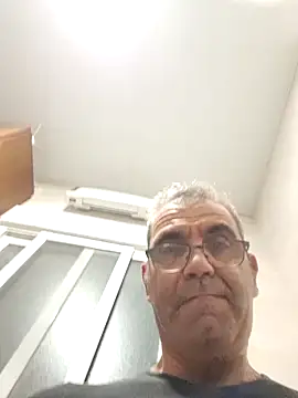 delfi6's cam snapshot