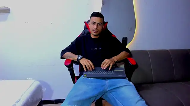 MatthewCullen's cam snapshot