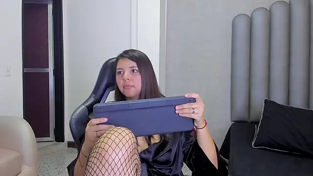 Charlotte-Star's cam snapshot