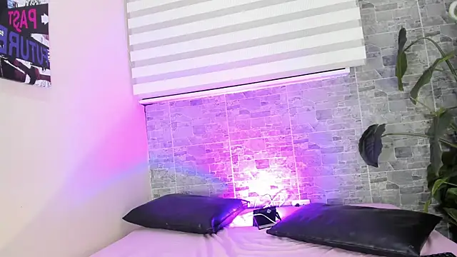 HelenaScott's cam snapshot