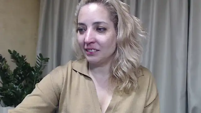 sweetpussy's cam snapshot