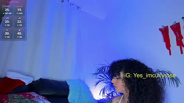 CurlyRose__'s cam snapshot