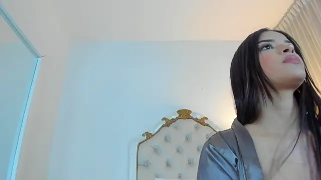 jessi_lopez45's cam snapshot