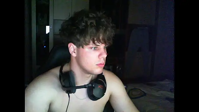 GymGuy0505 live sex cam