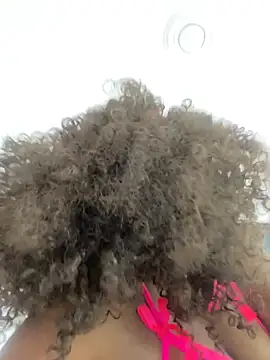 ZahhyGrey's cam snapshot